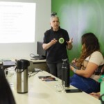 Senador Canedo realiza capacitação em manejo comportamental de cães de...